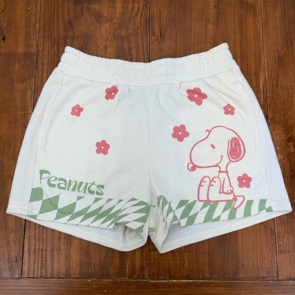Peanuts Snoopy Lounge Shorts Cream Pink Green Checkerboard Fleece Medium Pockets